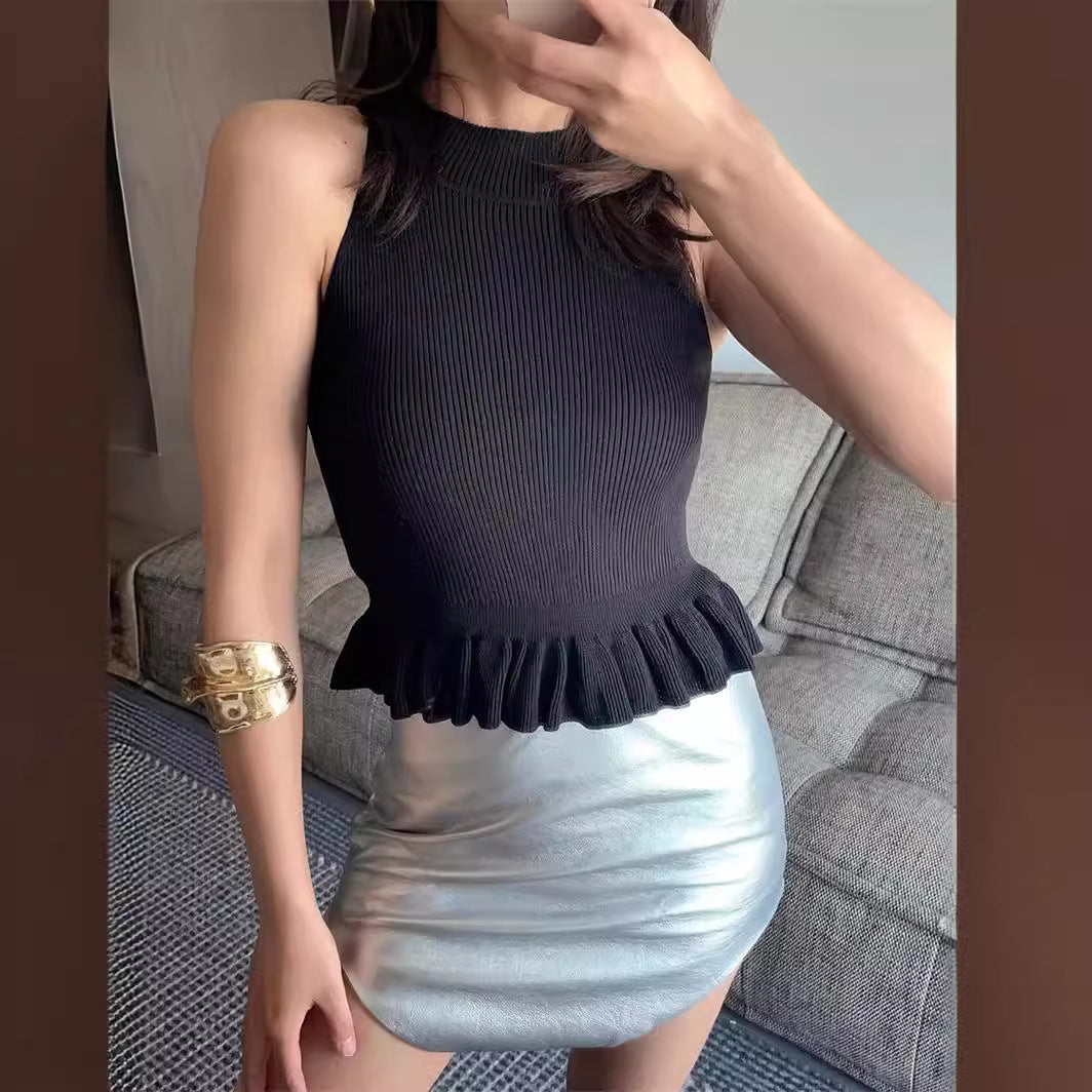 Round neck off shoulder knitted vest