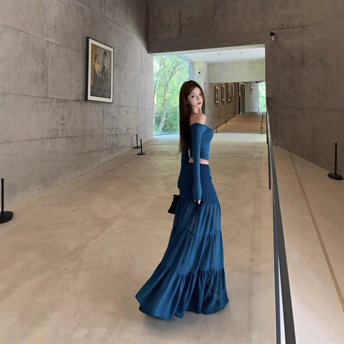 One-Shoulder Fitted Sexy Long Sleeve T-Shirt for Women, Autumn Fashion Set with High-Waisted Flared Skirt, Two-Piece Outfit