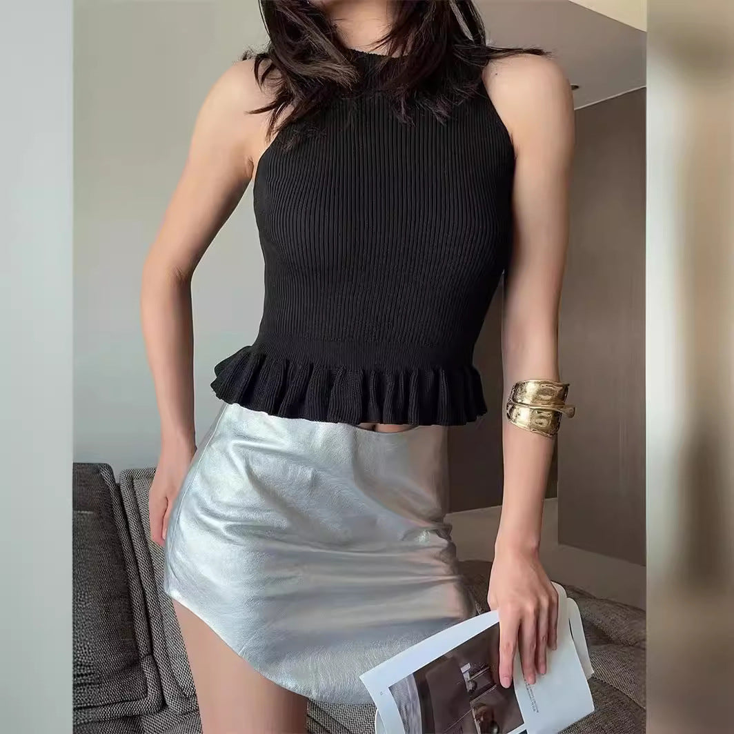 Round neck off shoulder knitted vest