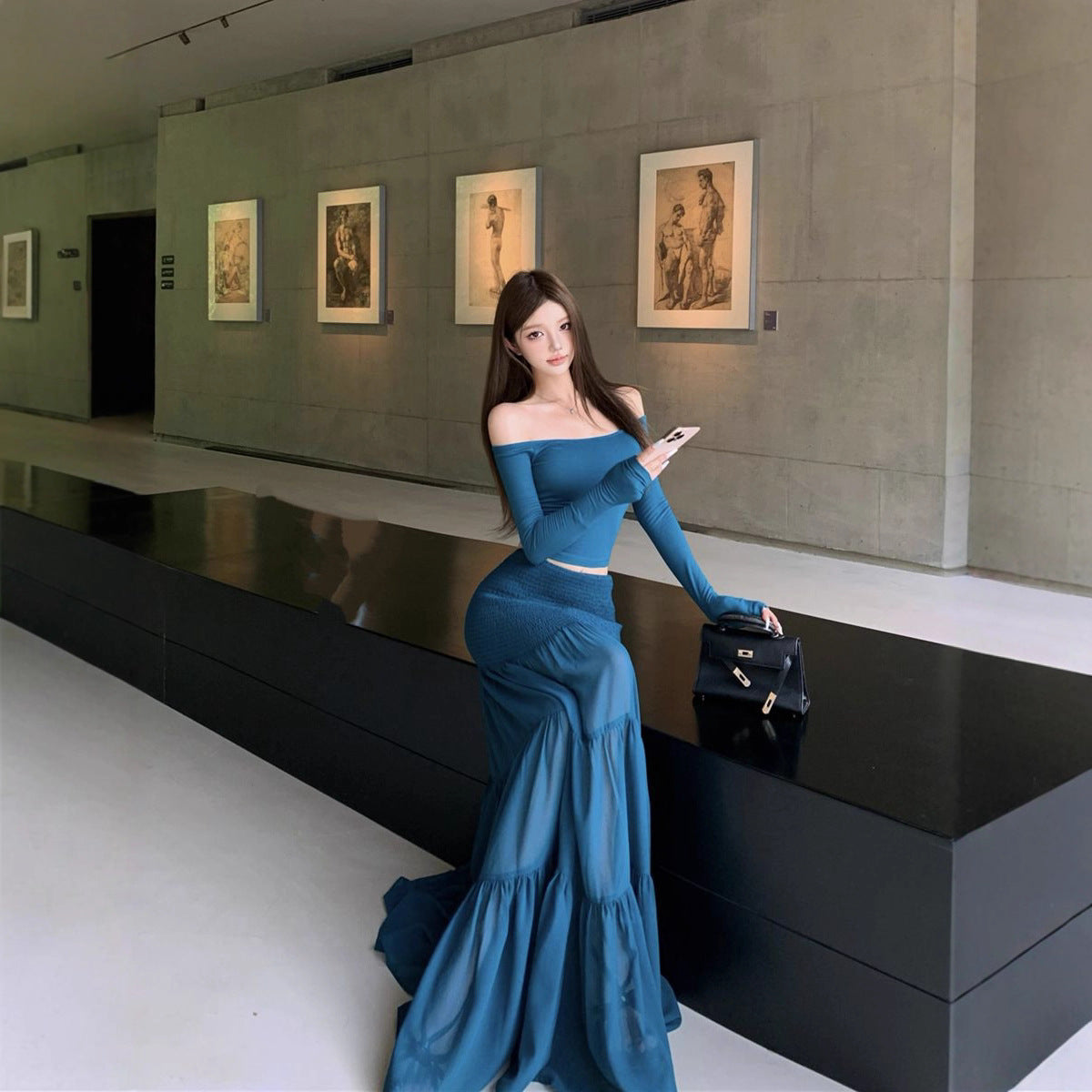 One-Shoulder Fitted Sexy Long Sleeve T-Shirt for Women, Autumn Fashion Set with High-Waisted Flared Skirt, Two-Piece Outfit