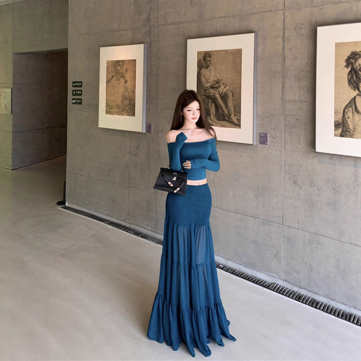 One-Shoulder Fitted Sexy Long Sleeve T-Shirt for Women, Autumn Fashion Set with High-Waisted Flared Skirt, Two-Piece Outfit