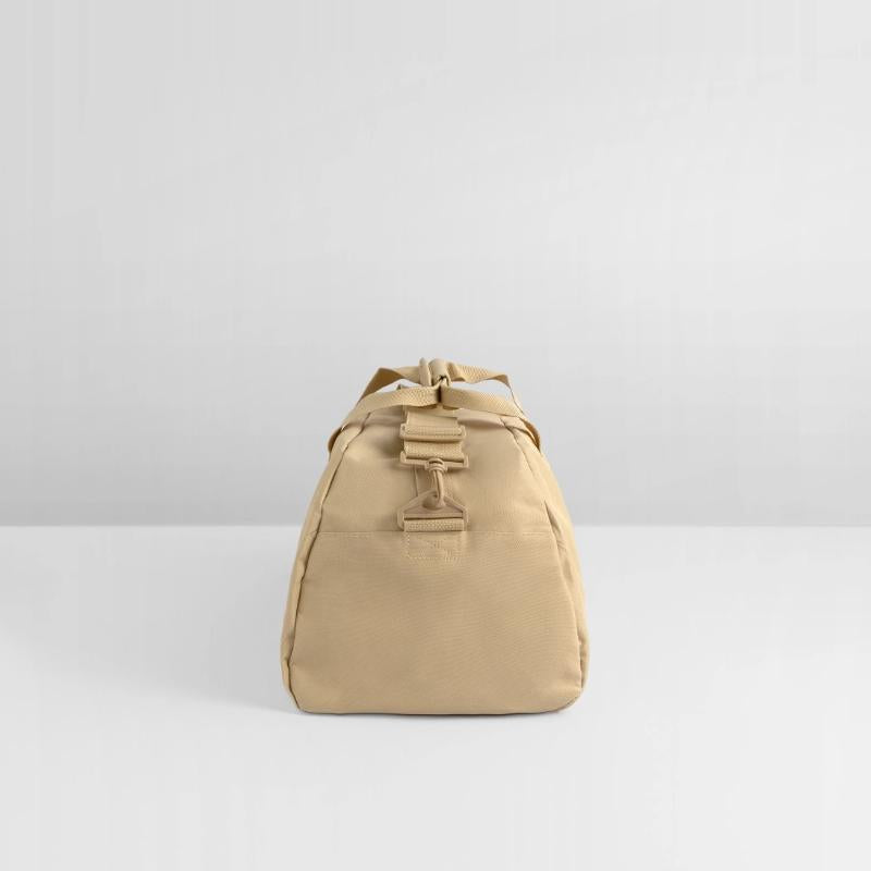 Elegant Cat Dealer Poker Design