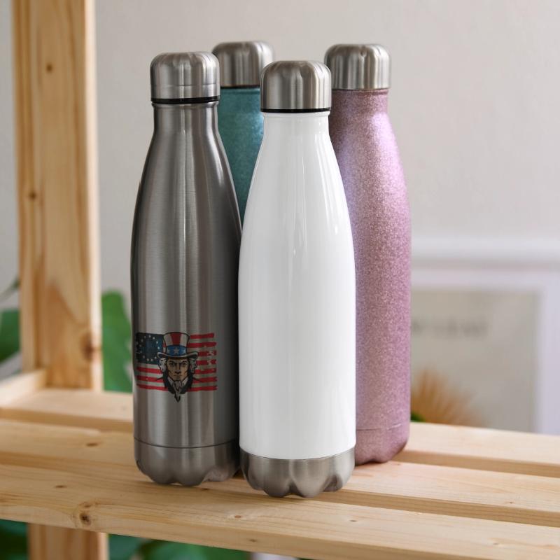 This Man Doesn't Care, Snowflakes Funny US Flag